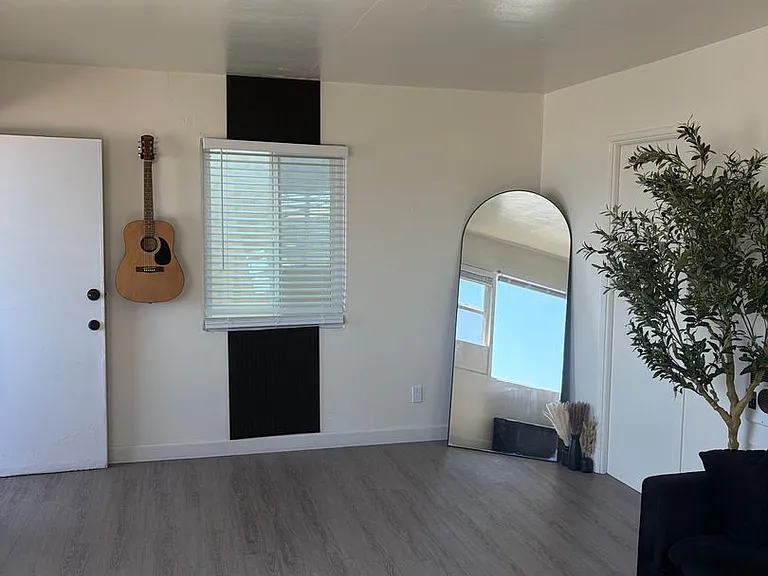 4210 Oliver Ct — Photo 6
