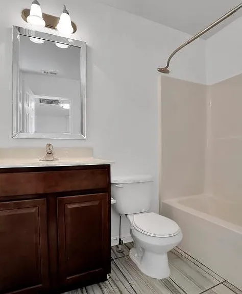 bathroom2