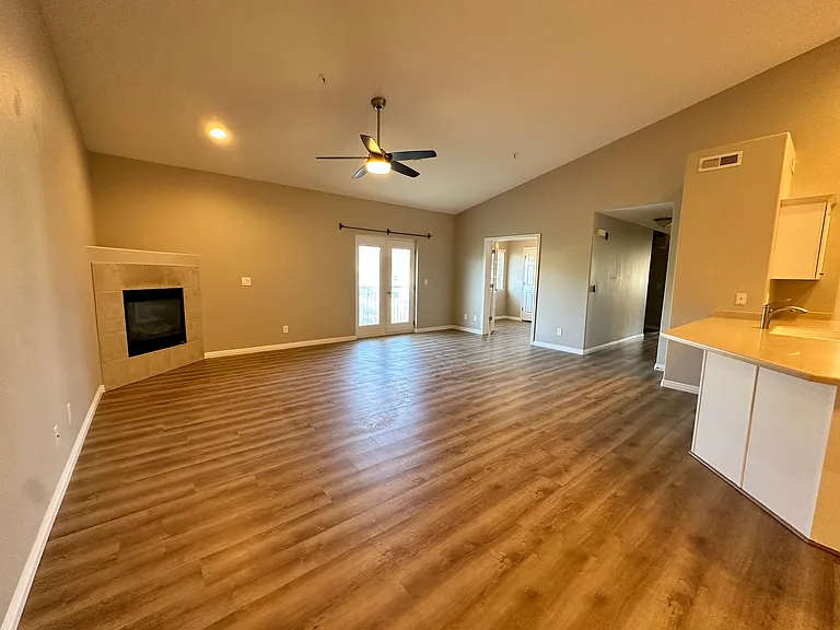 4985 S Kiska Ln #415 — Photo 3