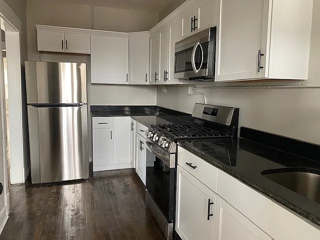 3 Ruth St #3E — Photo 6