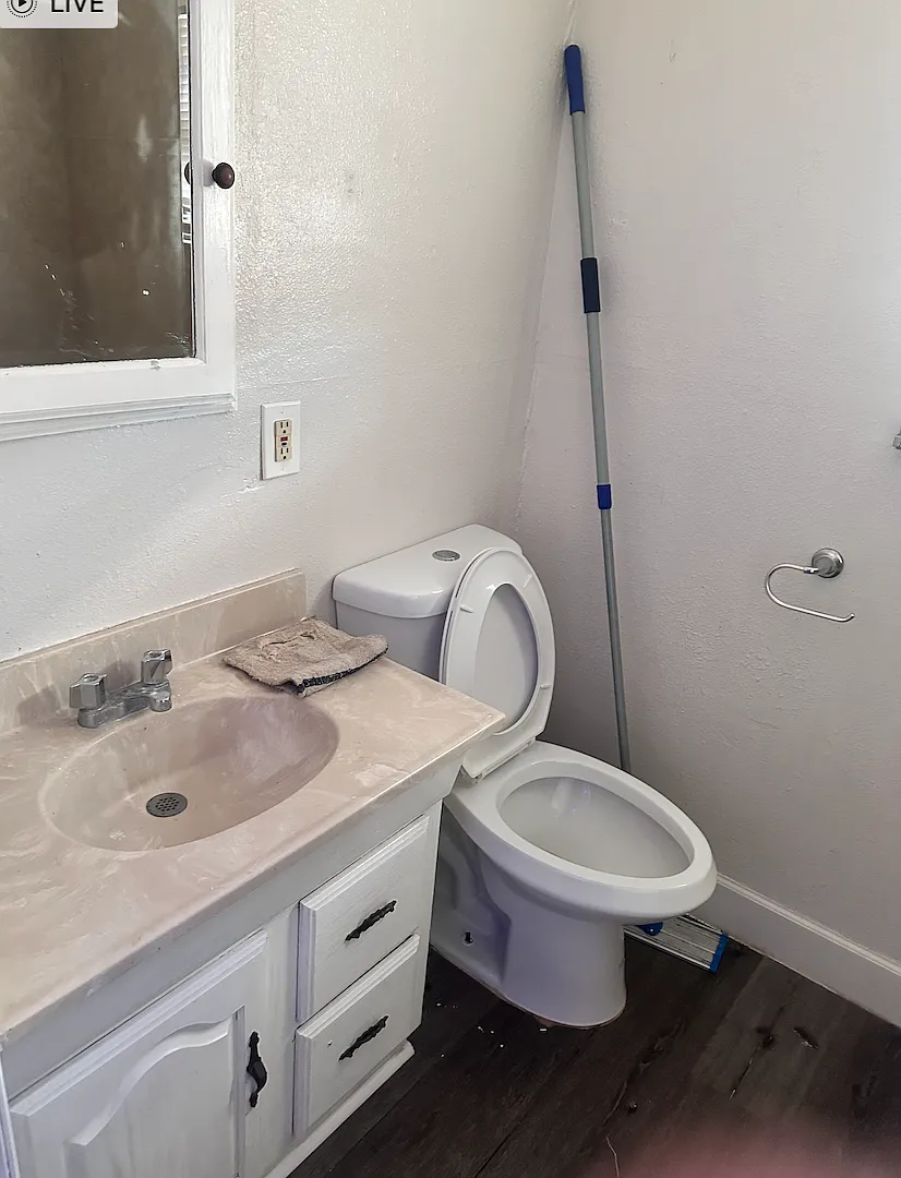 Studio, 575 sqft, $1,290 — Photo 4