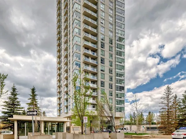 77 NE Spruce Pl SW #1907, Calgary, AB T3C 3X6