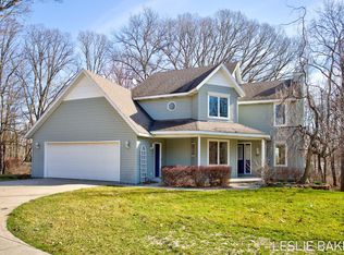 225 Beth St, Holland, MI 49424