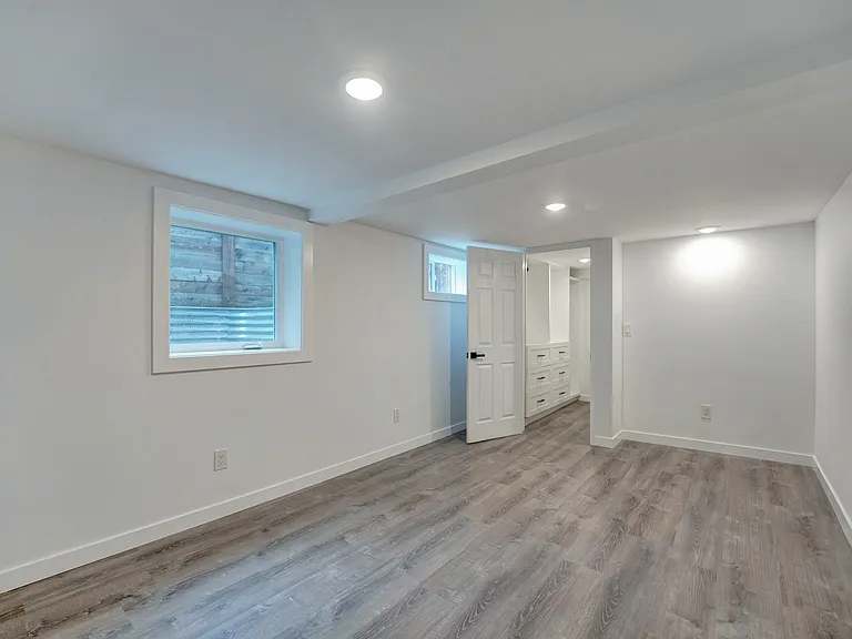 4814 NE 32nd Pl #B — Photo 14