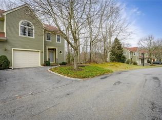 2704 Canterbury Way, Mount Kisco, NY 10549