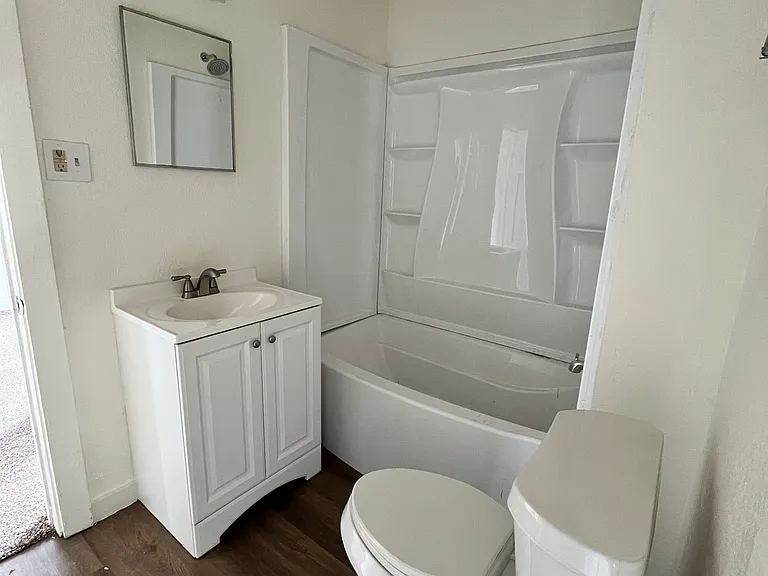 9417 N McKinley Ave — Photo 5