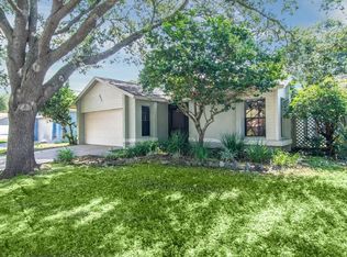 2013 Helm Ln, Valrico, FL 33594