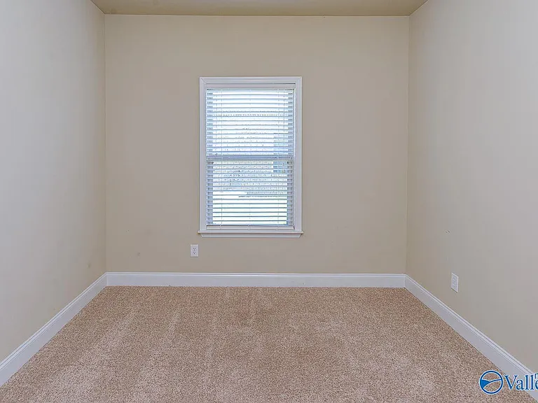 3031 Greenway Cir SE — Photo 27