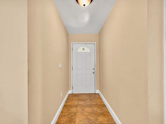 3rd image of 4073 Farmer Way
