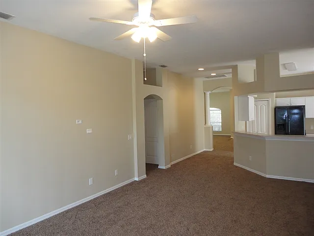 1422 Lake Shore Ranch Dr — Photo 6