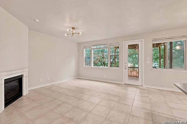 4110 Woodbridge Way — Photo 6