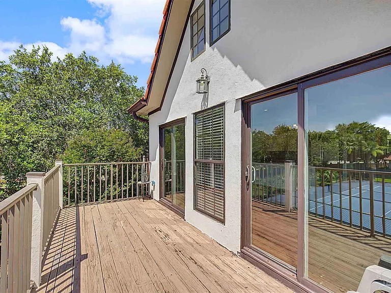 42 Baybridge Dr — Photo 31