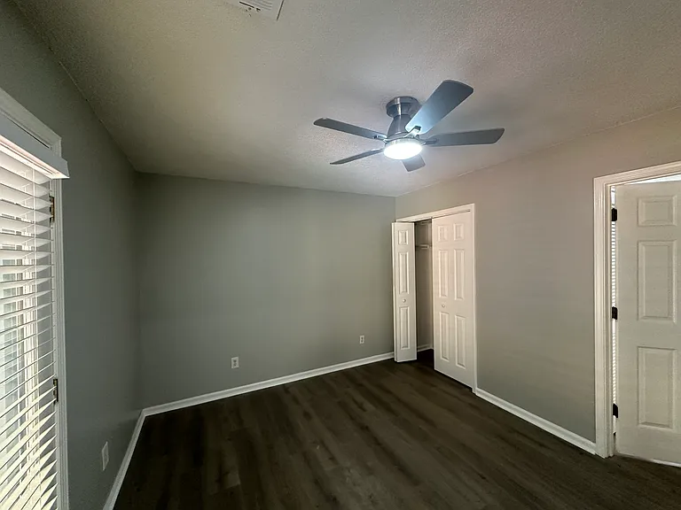 1260 Warsaw Rd #1 — Photo 14