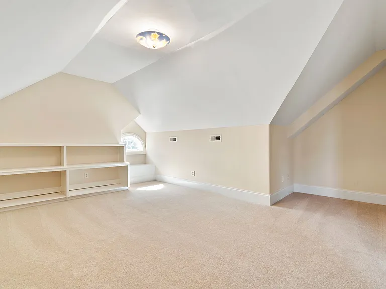 2686 Medina Ct — Photo 81