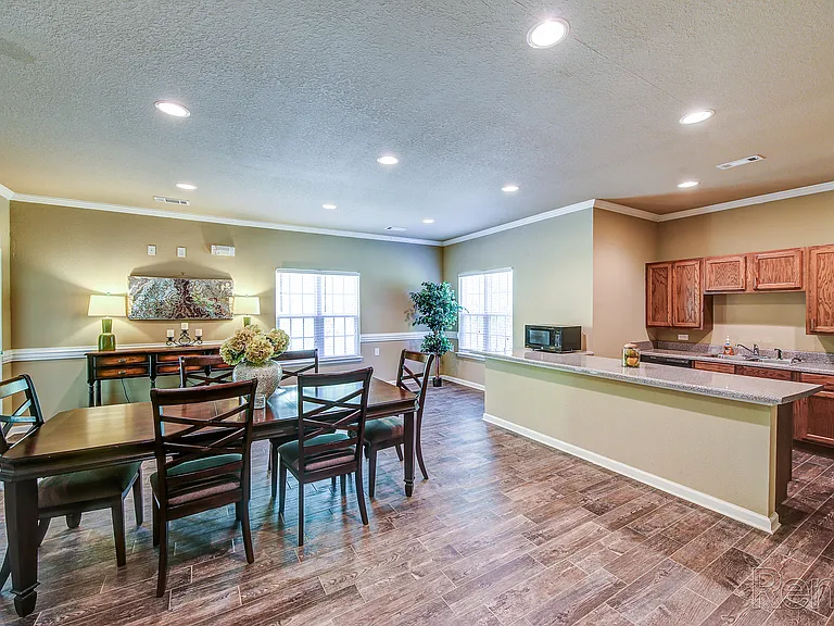 Lynnview Ridge — Photo 8