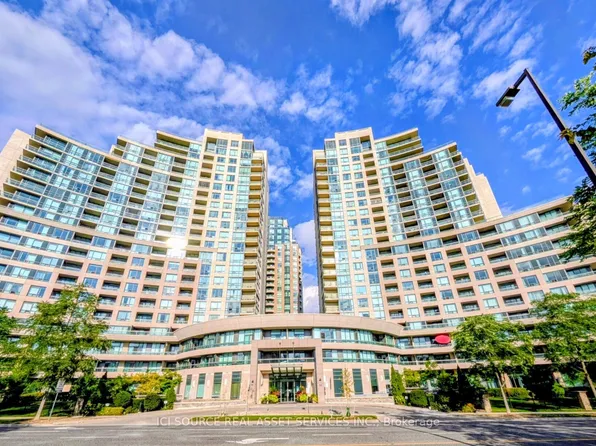 509 Beecroft Rd, Toronto, ON