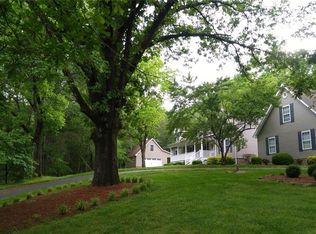 384 Silver Creek Rd, Central, SC 29630