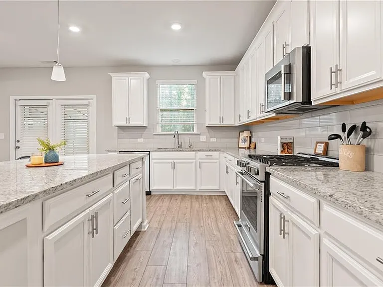 4437 Waxwing St — Photo 15