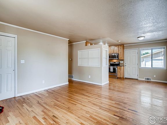 5th image of 9725 W 57th Pl