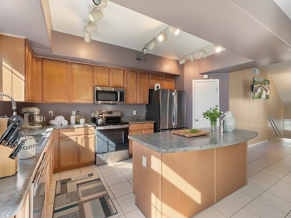 Kitchen 3 Virtually staged