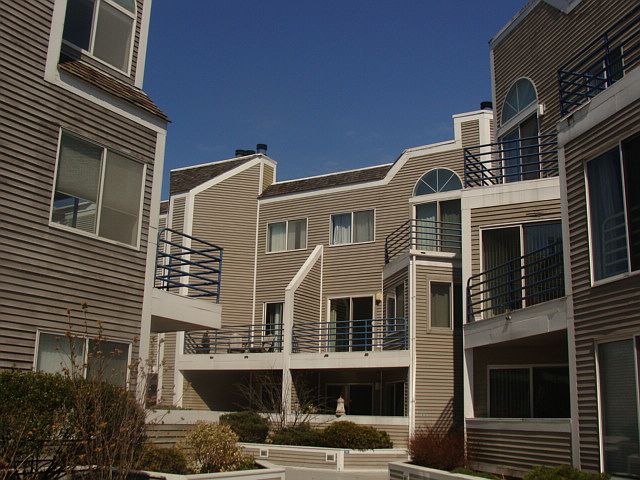 1st image of 125 Harbour Close