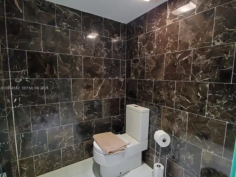 1717 N Bayshore Dr #A-3646 — Photo 23