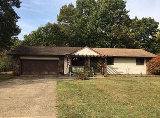 1117 Terrace Dr, Aurora, MO 65605