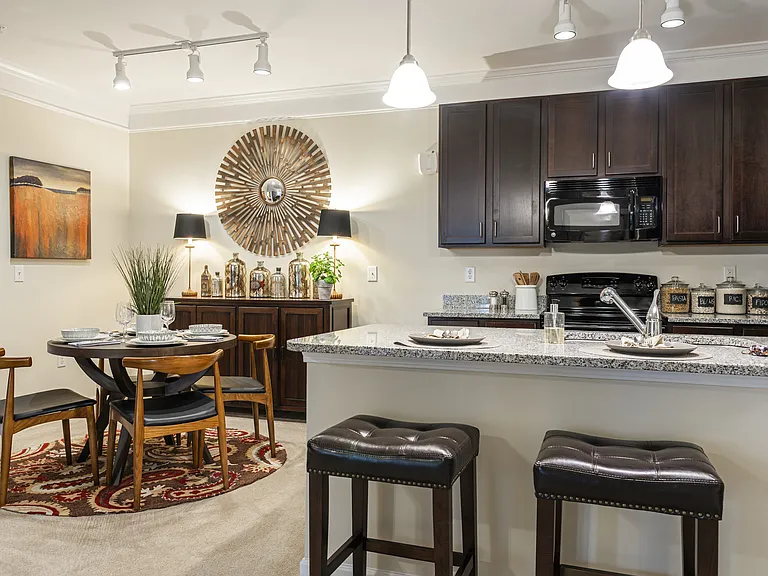 Oasis at Montclair — Photo 41