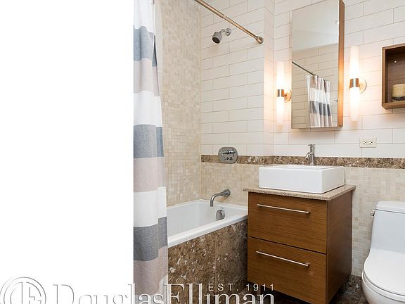 4th image of 500 4th Ave APT 5J
