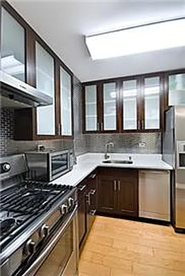 Rented by Sumitomo Real Estate Sales | media 25