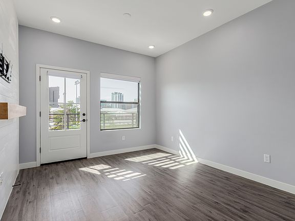 5th image of 475 N 9th St #303