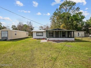 213 Lake Ln, Crescent City, FL 32112