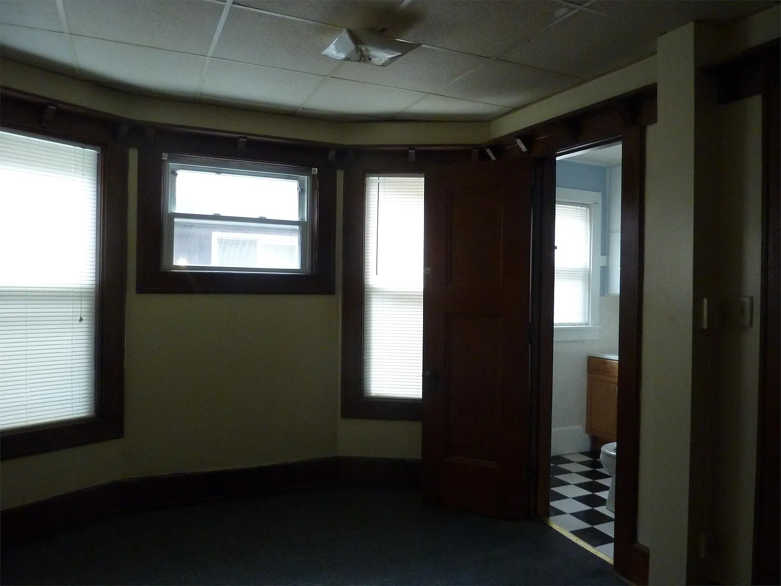 814 W. 4th St - 2 — Photo 4