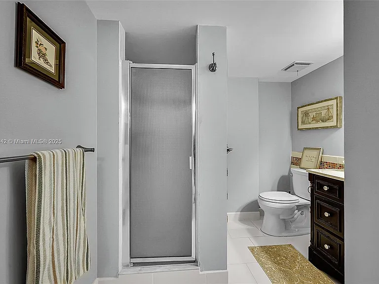 3200 N Port Royale Dr N #1009 — Photo 23