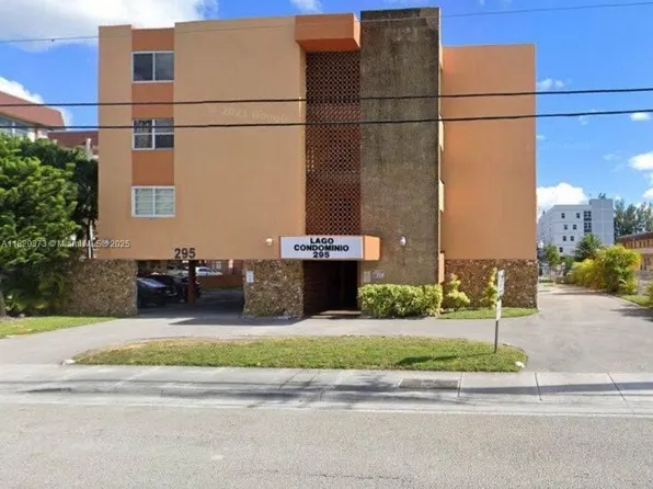 295 NW 72nd Ave APT 412, Miami, FL 33126