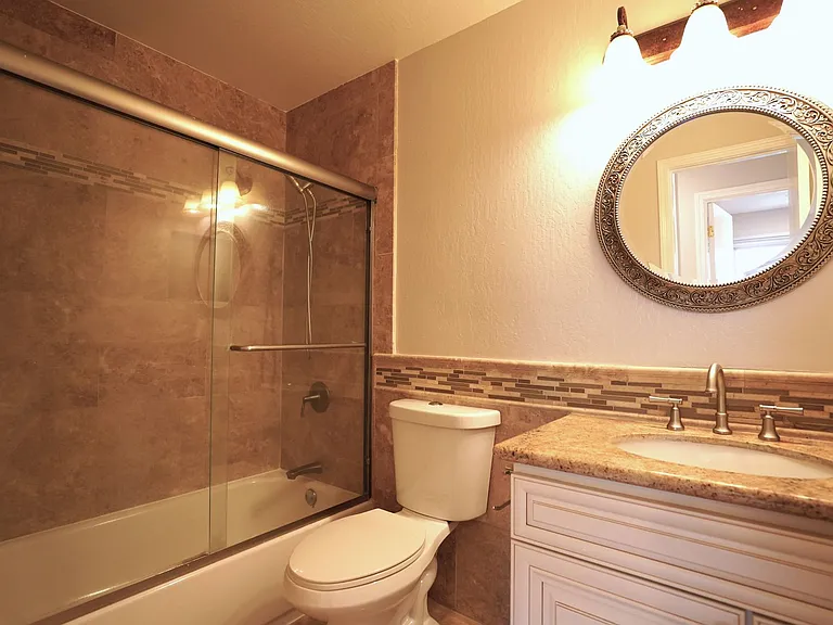 1185 Countess Ct — Photo 19