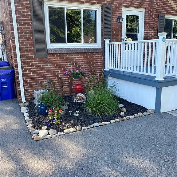 78 Kirkwood Dr — Photo 3