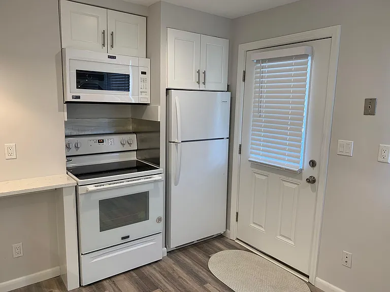 267 Central Ave #3R — Photo 5