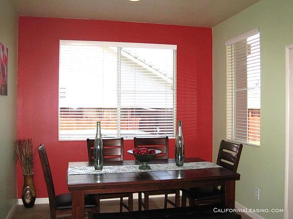 4th image of 20211 Gilbert Dr