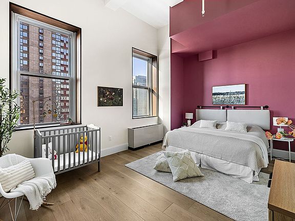 5th image of 365 Bridge St APT 23B