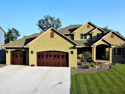 117 Primrose Ln, Cannon Falls, MN, 55009