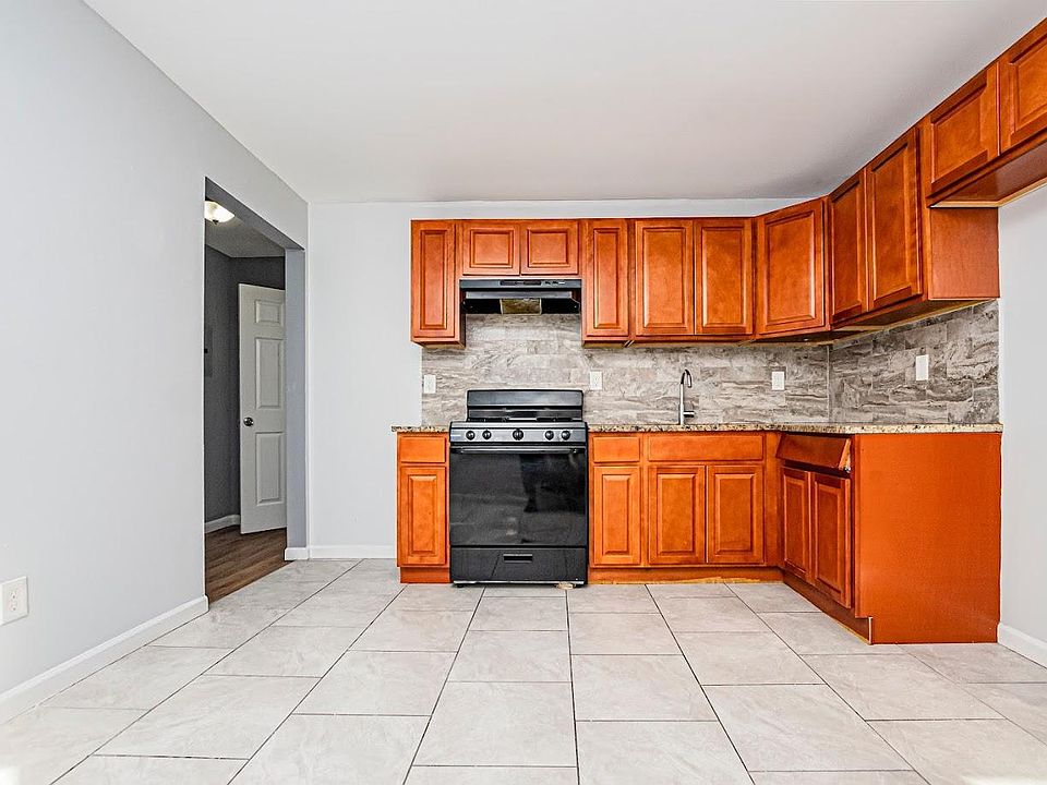 1st image of 53 N Munn Ave