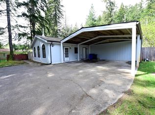 21 NE Schooner Pl, Belfair, WA 98528
