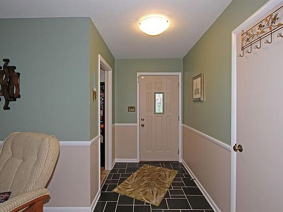 3rd image of 6740 Wilton Ct