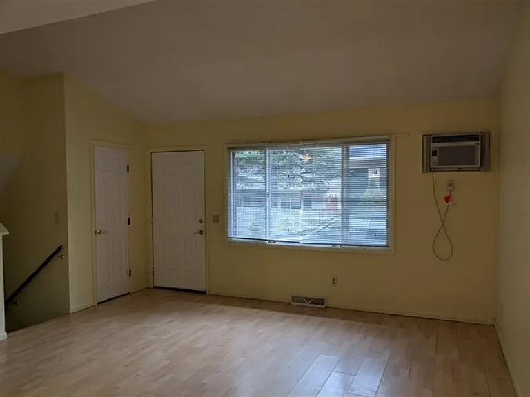 913 Harbor House Dr #2-2201/2203 — Photo 23