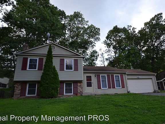 2nd image of 1548 Hiddenbrook Dr