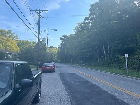 4th image of 556 Fairbanks Ave