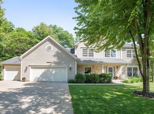 9345 Stratford Woods Trl, Kalamazoo, MI 49009