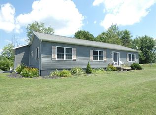 52 E Gait Dr, Slippery Rock, PA 16057