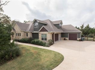 18643 Iroquois Cv, College Station, TX 77845